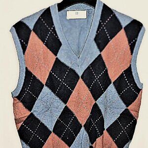BALLANTYNE SWEATER 100% CASHMERE V NECK SLEEVE/LESS  NEW WITH TAG